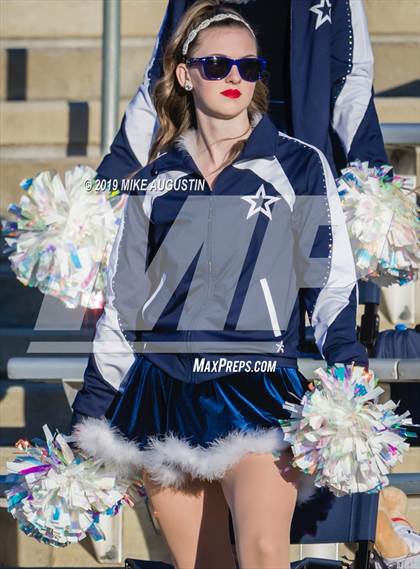 Thumbnail 3 in Lone Star vs. Ryan (UIL 5A DI Semi-Final) photogallery.