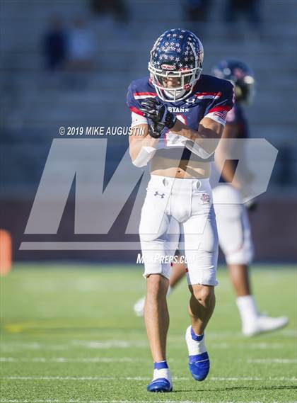 Thumbnail 2 in Lone Star vs. Ryan (UIL 5A DI Semi-Final) photogallery.