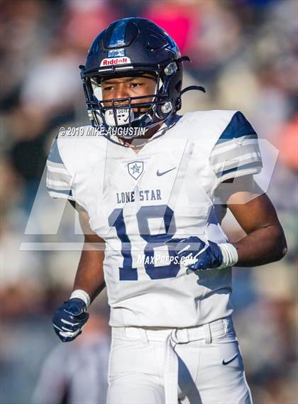 Thumbnail 1 in Lone Star vs. Ryan (UIL 5A DI Semi-Final) photogallery.