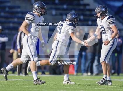 Thumbnail 2 in Lone Star vs. Ryan (UIL 5A DI Semi-Final) photogallery.