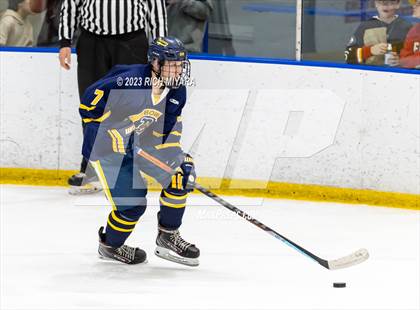 Thumbnail 1 in Bedford vs Bow (Brian C. Stone Memorial Christmas Tournament) photogallery.