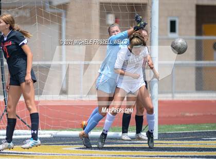 Thumbnail 2 in La Jolla vs Sage Creek (CIF SD Section Final) photogallery.