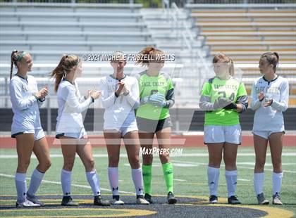 Thumbnail 2 in La Jolla vs Sage Creek (CIF SD Section Final) photogallery.