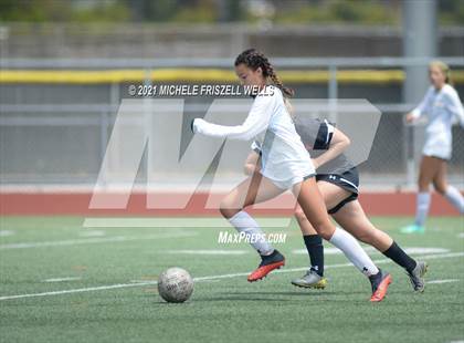 Thumbnail 2 in La Jolla vs Sage Creek (CIF SD Section Final) photogallery.