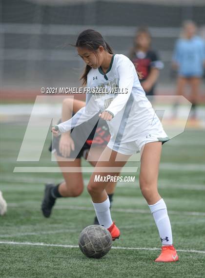 Thumbnail 3 in La Jolla vs Sage Creek (CIF SD Section Final) photogallery.