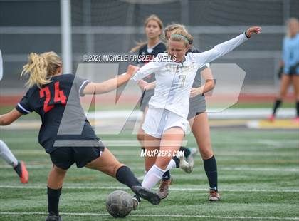 Thumbnail 1 in La Jolla vs Sage Creek (CIF SD Section Final) photogallery.