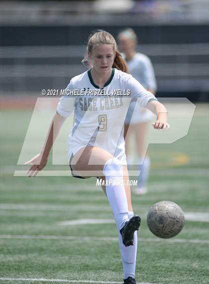 Thumbnail 3 in La Jolla vs Sage Creek (CIF SD Section Final) photogallery.