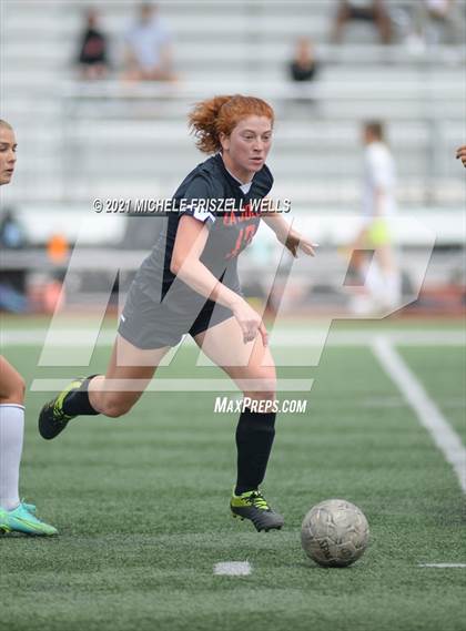 Thumbnail 1 in La Jolla vs Sage Creek (CIF SD Section Final) photogallery.