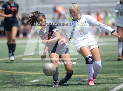 Thumbnail 3 in La Jolla vs Sage Creek (CIF SD Section Final) photogallery.