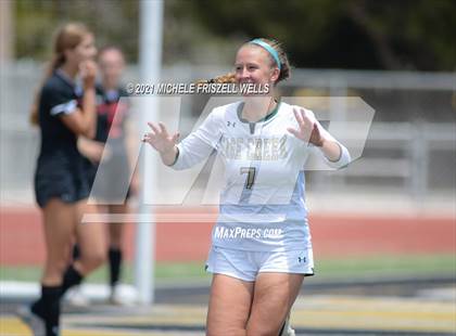 Thumbnail 1 in La Jolla vs Sage Creek (CIF SD Section Final) photogallery.