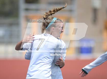 Thumbnail 3 in La Jolla vs Sage Creek (CIF SD Section Final) photogallery.