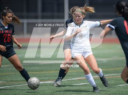 Thumbnail 3 in La Jolla vs Sage Creek (CIF SD Section Final) photogallery.