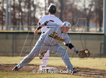 Thumbnail 3 in Prairie Grove @ Springdale photogallery.