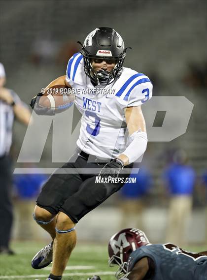 Thumbnail 3 in Plano West @ Mesquite photogallery.