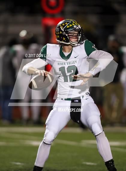 Thumbnail 3 in River Valley @ American Canyon (CIF Sac-Joaquin Section Division III Playoff - Round 1) photogallery.