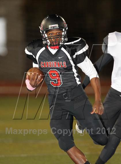 Thumbnail 1 in Santa Clarita Christian vs. Fairmont Prep photogallery.
