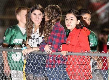 Thumbnail 3 in Santa Clarita Christian vs. Fairmont Prep photogallery.
