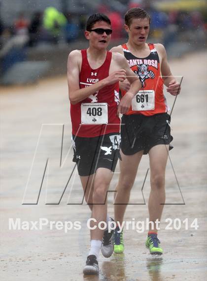 Thumbnail 1 in Oakland Relays Boys' 1600 Meter photogallery.