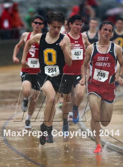 Thumbnail 2 in Oakland Relays Boys' 1600 Meter photogallery.