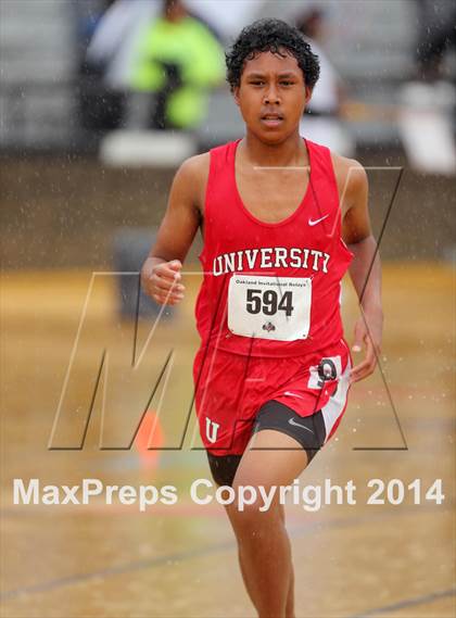 Thumbnail 3 in Oakland Relays Boys' 1600 Meter photogallery.