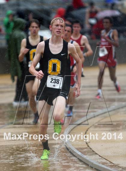 Thumbnail 1 in Oakland Relays Boys' 1600 Meter photogallery.