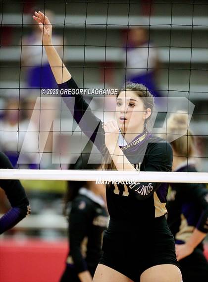 Thumbnail 3 in Grapevine vs Denton (UIL 5A Regional Playoff) photogallery.