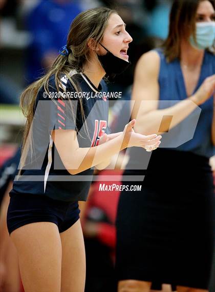 Thumbnail 3 in Grapevine vs Denton (UIL 5A Regional Playoff) photogallery.