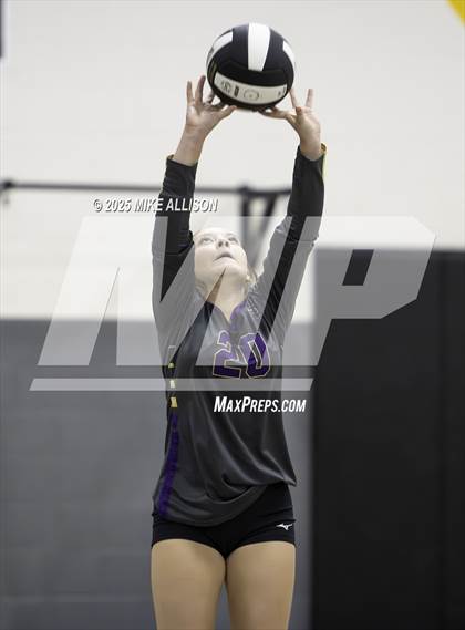 Thumbnail 1 in JV: Sequatchie County @ Hixson photogallery.