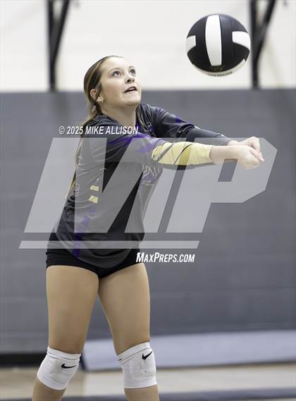 Thumbnail 2 in JV: Sequatchie County @ Hixson photogallery.