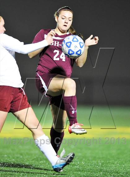 Thumbnail 3 in Garden City vs. Burnt Hills-Ballston Lake (NYSPHSAA Class A Semifinal) photogallery.