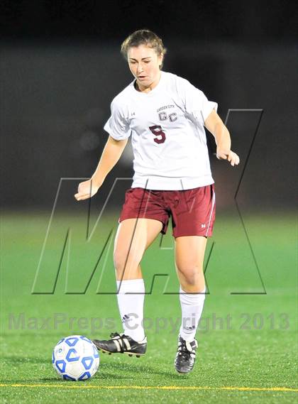 Thumbnail 3 in Garden City vs. Burnt Hills-Ballston Lake (NYSPHSAA Class A Semifinal) photogallery.