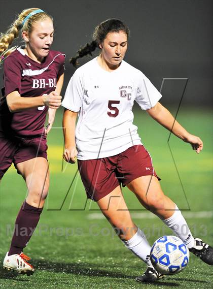Thumbnail 1 in Garden City vs. Burnt Hills-Ballston Lake (NYSPHSAA Class A Semifinal) photogallery.