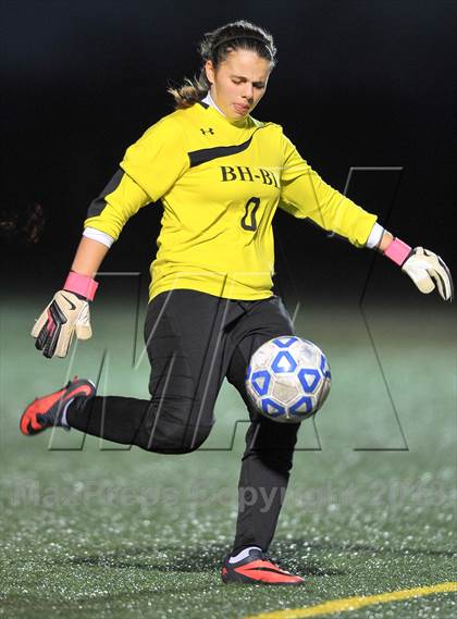 Thumbnail 1 in Garden City vs. Burnt Hills-Ballston Lake (NYSPHSAA Class A Semifinal) photogallery.