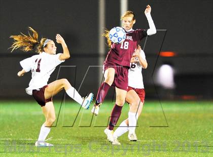 Thumbnail 3 in Garden City vs. Burnt Hills-Ballston Lake (NYSPHSAA Class A Semifinal) photogallery.