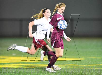 Thumbnail 2 in Garden City vs. Burnt Hills-Ballston Lake (NYSPHSAA Class A Semifinal) photogallery.