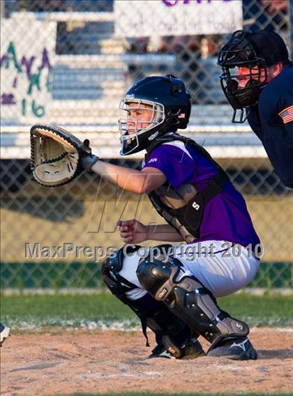 Thumbnail 1 in Angleton vs Magnolia (Texas 4A Region III Regional Final)  photogallery.