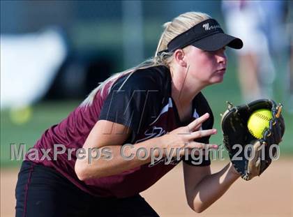 Thumbnail 3 in Angleton vs Magnolia (Texas 4A Region III Regional Final)  photogallery.