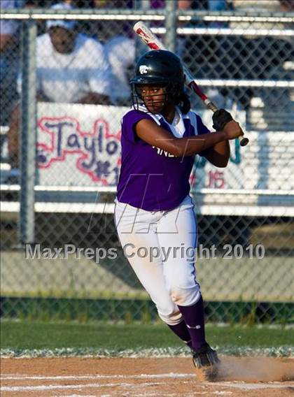 Thumbnail 2 in Angleton vs Magnolia (Texas 4A Region III Regional Final)  photogallery.