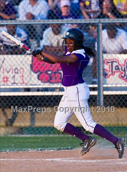 Thumbnail 3 in Angleton vs Magnolia (Texas 4A Region III Regional Final)  photogallery.