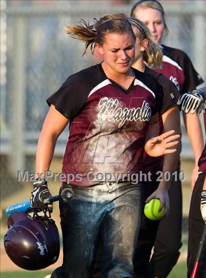 Thumbnail 1 in Angleton vs Magnolia (Texas 4A Region III Regional Final)  photogallery.