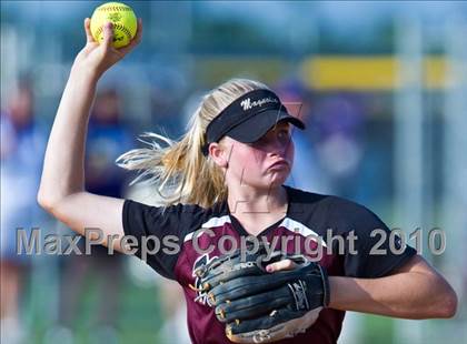 Thumbnail 3 in Angleton vs Magnolia (Texas 4A Region III Regional Final)  photogallery.