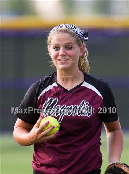 Thumbnail 1 in Angleton vs Magnolia (Texas 4A Region III Regional Final)  photogallery.
