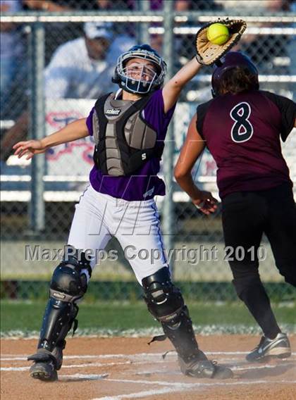 Thumbnail 3 in Angleton vs Magnolia (Texas 4A Region III Regional Final)  photogallery.
