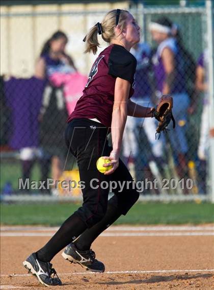 Thumbnail 3 in Angleton vs Magnolia (Texas 4A Region III Regional Final)  photogallery.