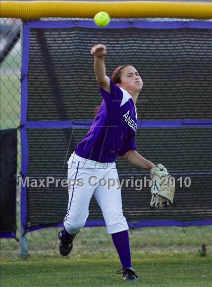 Thumbnail 3 in Angleton vs Magnolia (Texas 4A Region III Regional Final)  photogallery.
