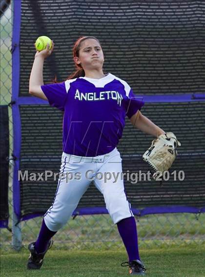 Thumbnail 2 in Angleton vs Magnolia (Texas 4A Region III Regional Final)  photogallery.
