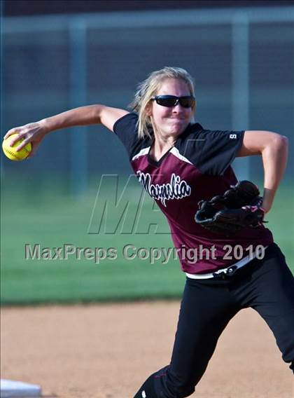 Thumbnail 1 in Angleton vs Magnolia (Texas 4A Region III Regional Final)  photogallery.