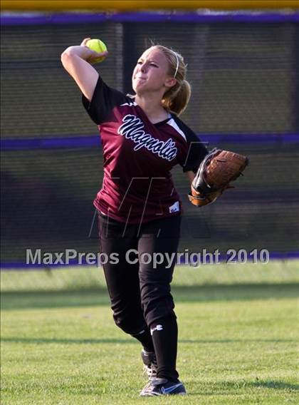 Thumbnail 3 in Angleton vs Magnolia (Texas 4A Region III Regional Final)  photogallery.