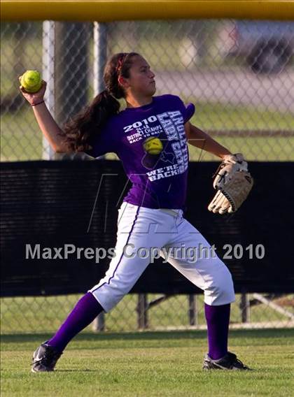 Thumbnail 1 in Angleton vs Magnolia (Texas 4A Region III Regional Final)  photogallery.