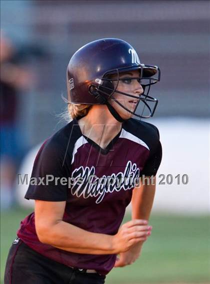Thumbnail 2 in Angleton vs Magnolia (Texas 4A Region III Regional Final)  photogallery.